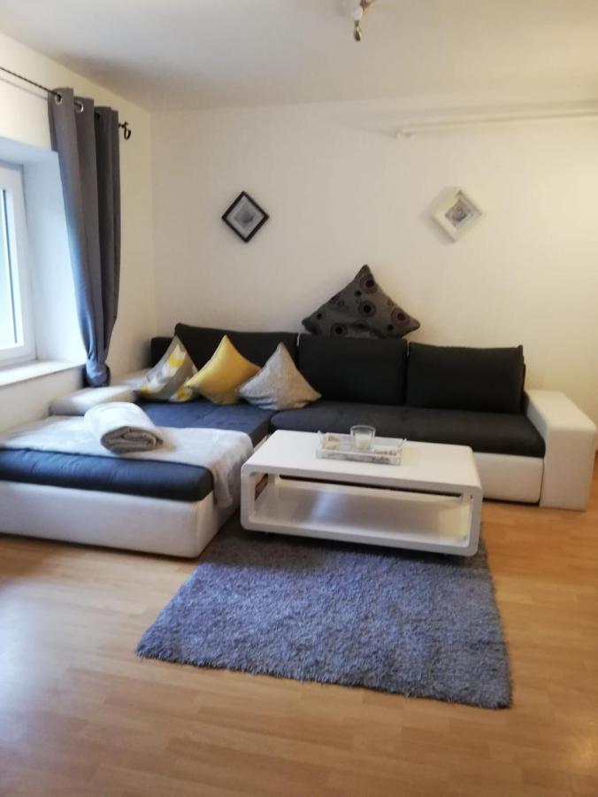 Haus File Apartment